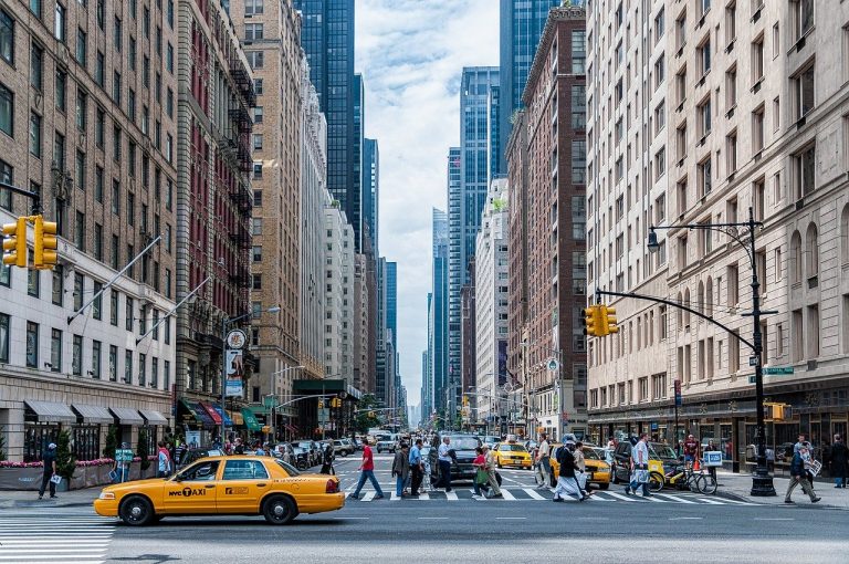A New York l'allerta covid sale