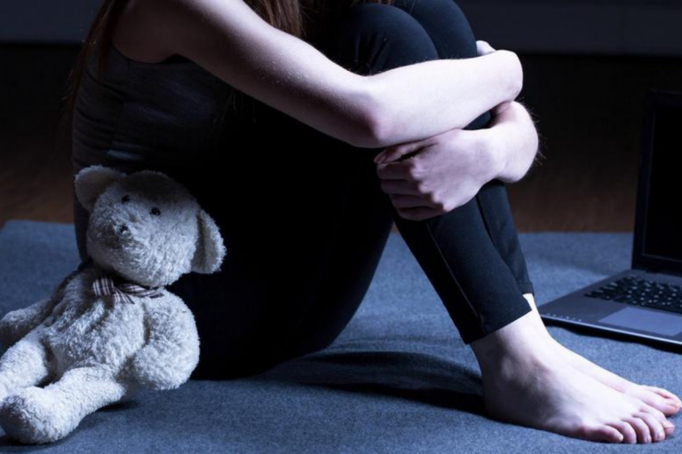 violenza sessuale insegnante