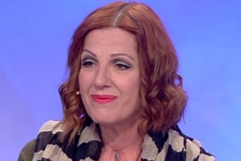 Uomini Donne Tini giovane