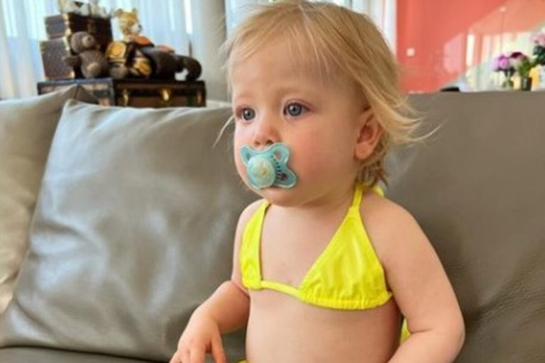 Vittoria Ferragni bikini