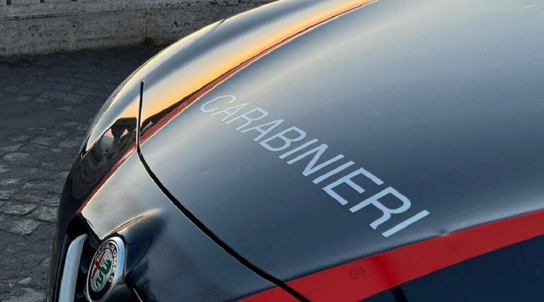 I Carabinieri hanno scoperto il cadavere assieme al 115