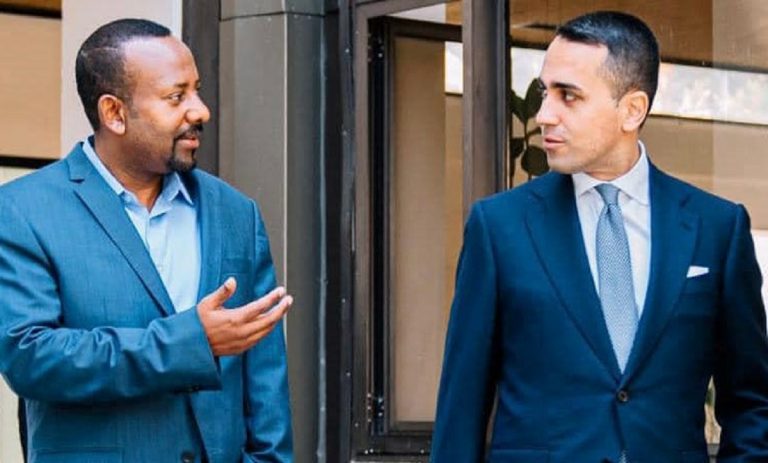 Luigi Di Maio con il premier etiope Ahmed