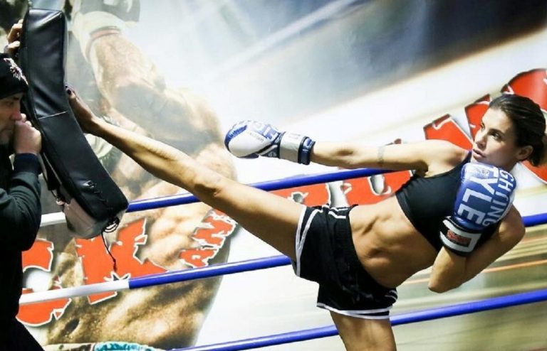 Elisabetta Canalis sul ring
