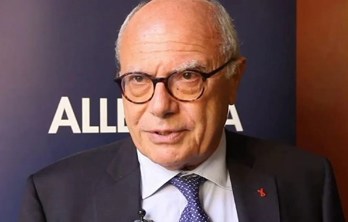 Il professor Massimo Galli