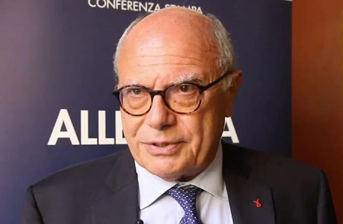 Il professor Massimo Galli