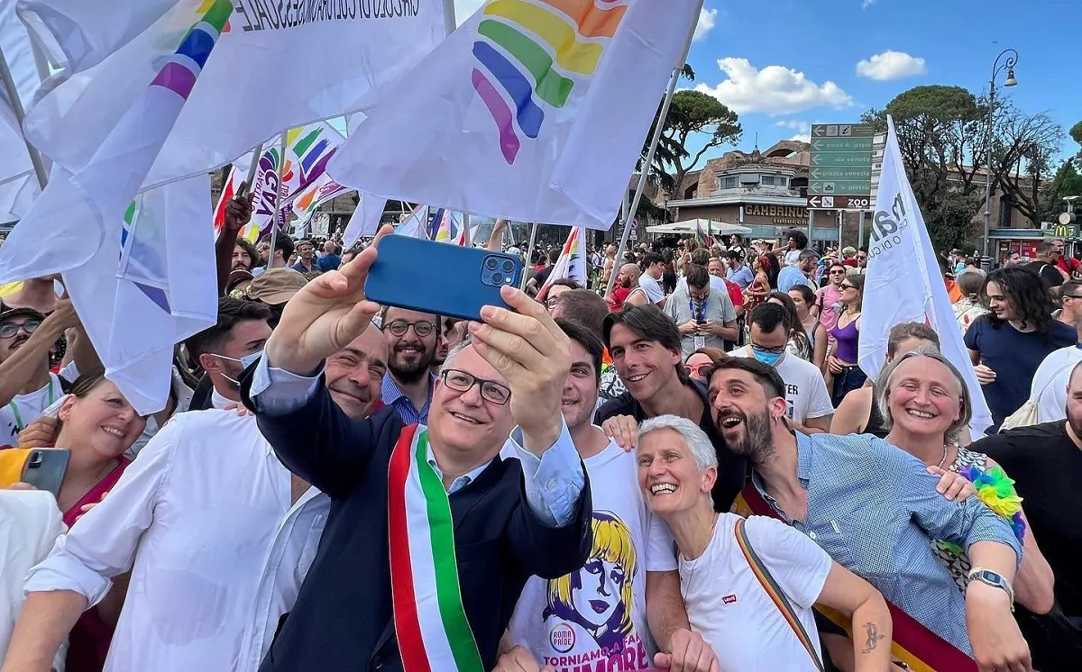 Il sindaco di Roma Gualtieri al Pride