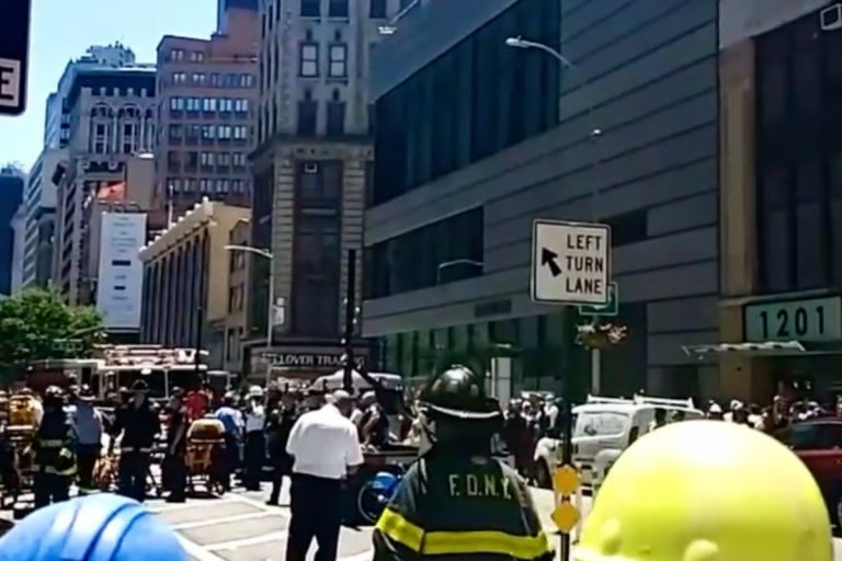 auto marciapiede a manhattan