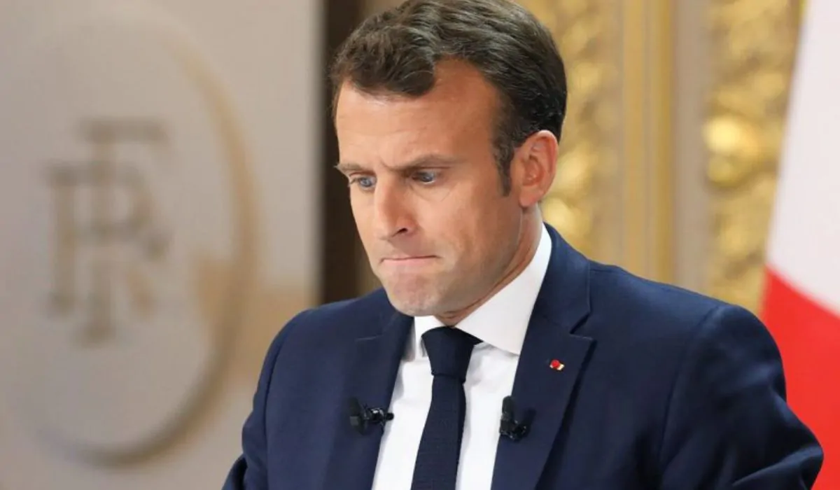 Macron perde maggioranza assoluta