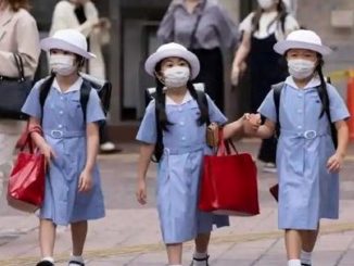 In Giappone per i bambimi vigeva la regola del silenzio durante i pasti a scuola