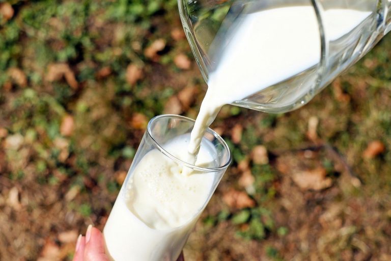 Il latte in Italia è rincarato del 20%