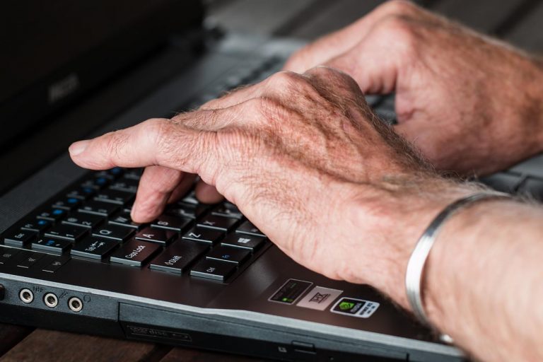 "Nonno web" compie 102 anni