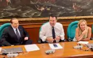 Giorgia Meloni con Matteo Salvini e Silvio Berlusconi a Montecitorio