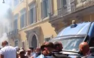 La protesta e i fumogeni dei tassisti a Roma