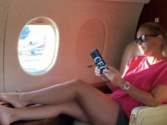 Sonia Bruganelli spacca i social: "Ecco perché preferisco l'aereo privato"