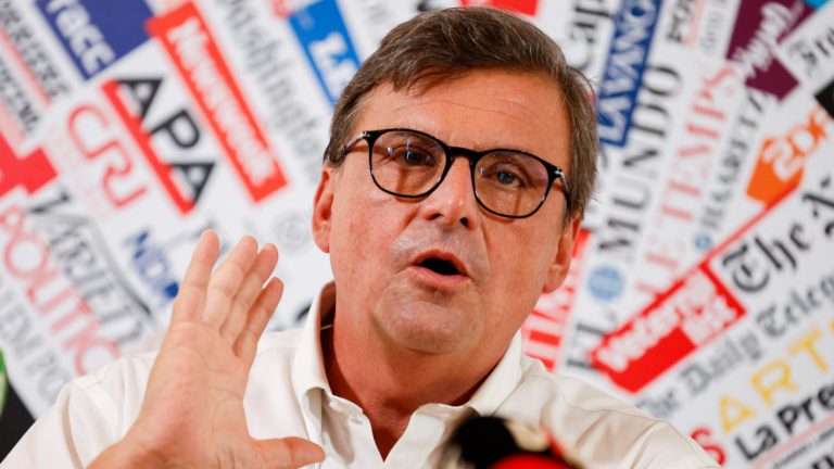 calenda contro letta