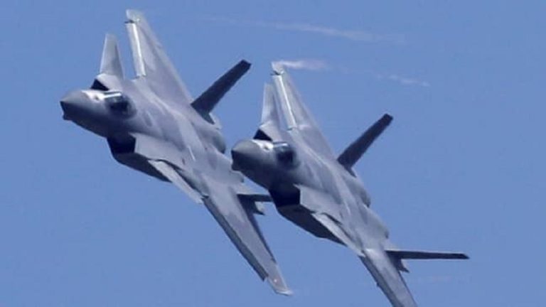 Due caccia cinesi JU-20