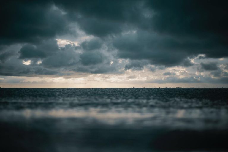 Clima caldo non estremo