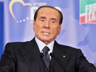 Berlusconi parla di presidenzialismo e possibili dimissioni di Mattarella