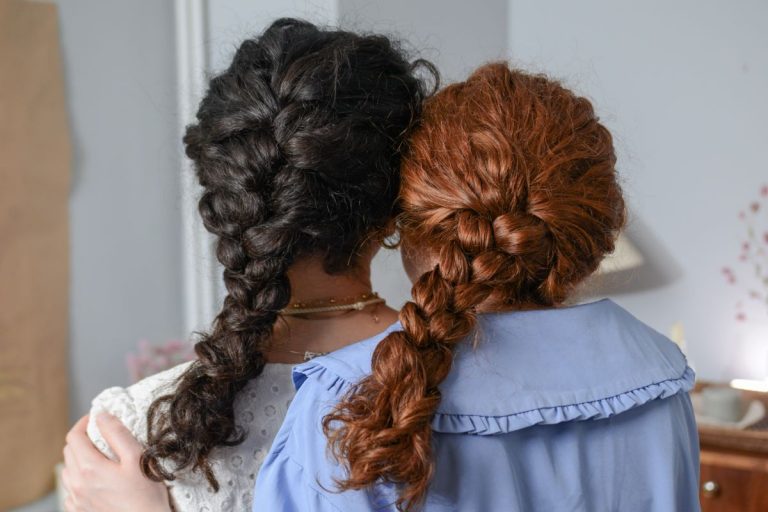 Sorelle adottate si incontrano dopo 35 anni