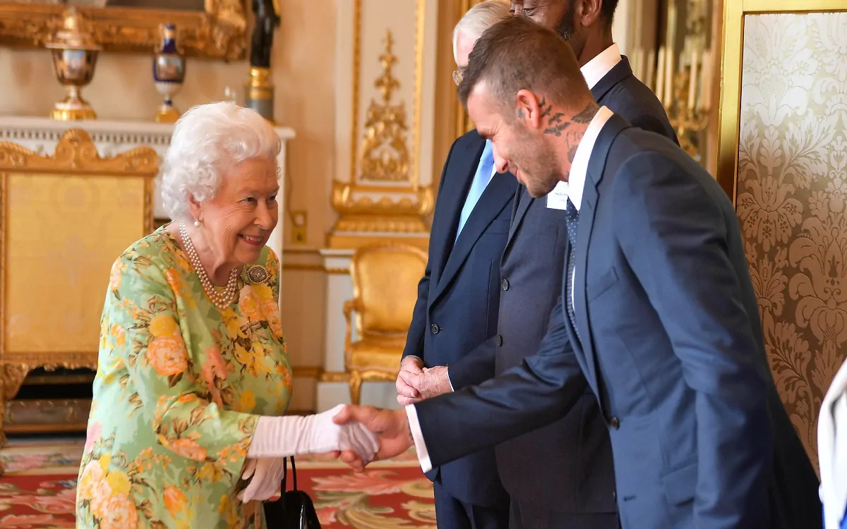 Beckham omaggio regina