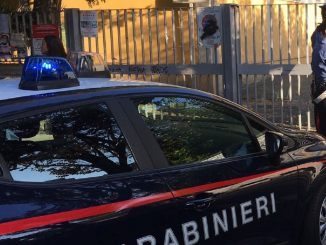 Carabinieri sono dovuti intervenire a fermare il pestaggio di una baby gang