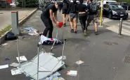 Il gazebo di FdI vandalizzato a Milano