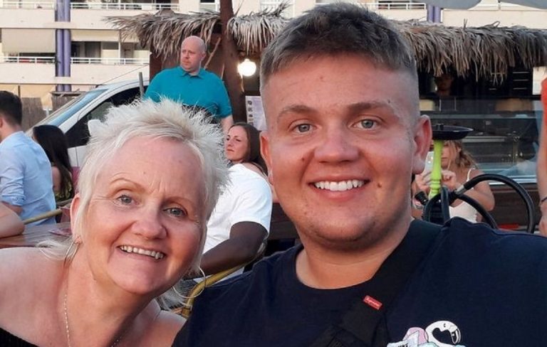 Joe Thornley con sua madre