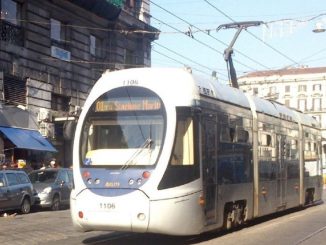 Paura su un tram a Napoli