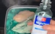 Un frame dei video sulla NyQuil Chicken