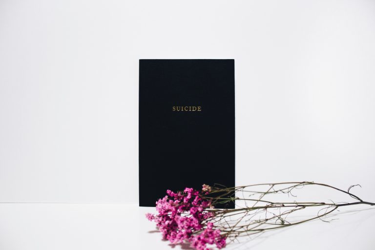 pexels thought catalog 2228552 768x512