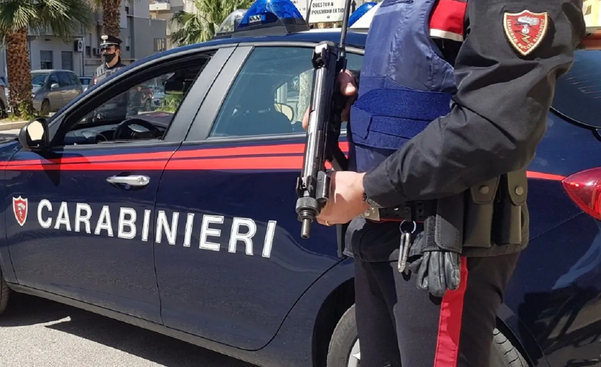 A Lecce i carabinieri hanno arrestato tre persone