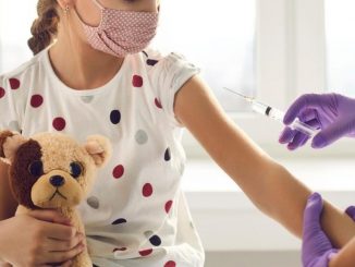 Covid, Ema avvia revisione del vaccino Pfizer aggiornato a Omicron 4 e 5 per i bambini dai 5 agli 11