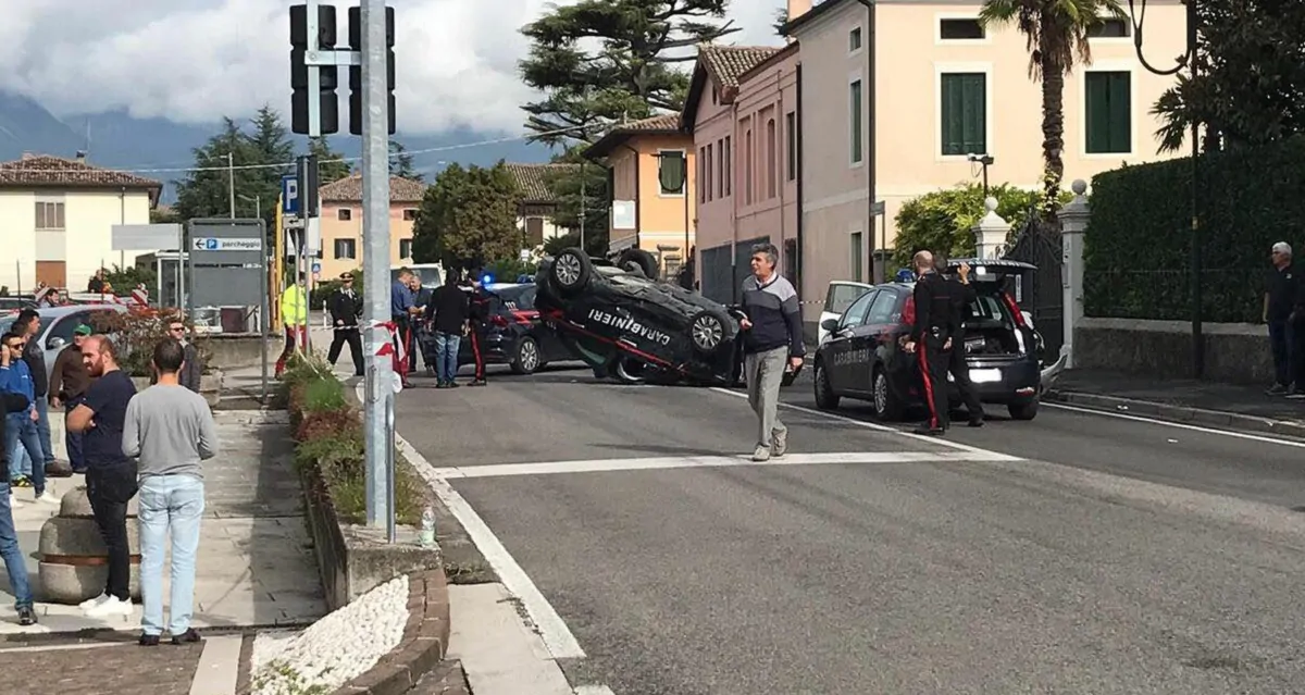 Treviso, 19enne in fuga dai Carabinieri travolge ed uccide un ciclista di 67 anni