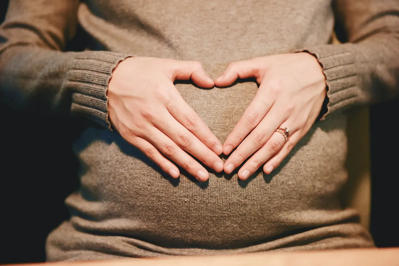 Sconfigge un tumore e resta incinta