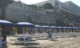 Un'immagine della spiaggia del Lido del Corsaro