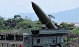 Un missile balistico nord coreano su meccaniche russe