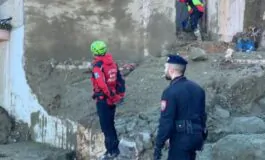 Riaprono le scuole ma a Casamicciola viabilità e detriti impediscono di farlo