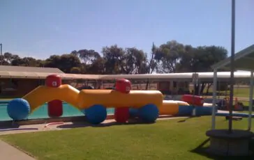 Il gonfiabile della piscina di Waikerie