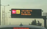 Scontro in Tangenziale Nord e traffico paralizzato