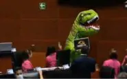 protesta dinosauro