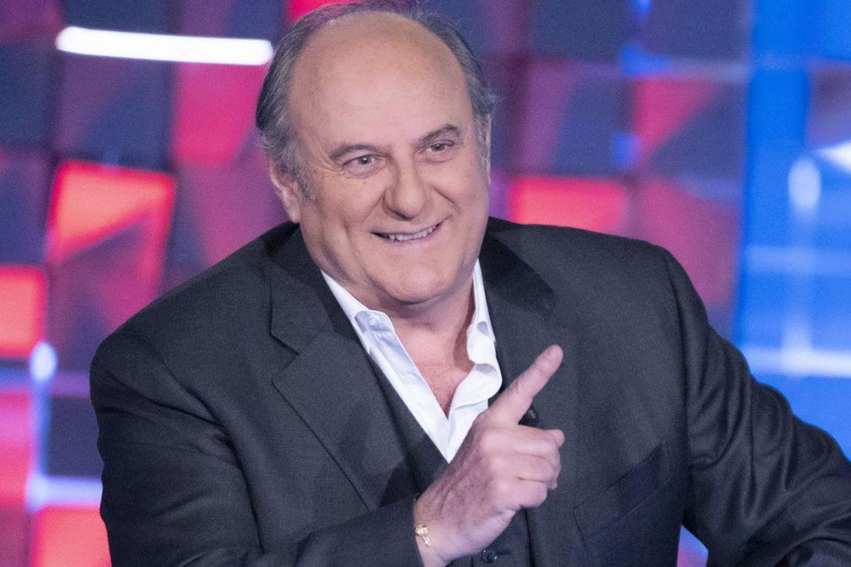 Gerry Scotti nonno per la seconda volta “Durante le riprese de Lo show dei record è nato Pietro” Gerry Scotti nonno per la seconda volta “Durante le riprese de Lo show dei record è nato Pietro”