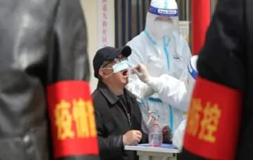 La Cina elimina le restrizioni anti Covid per Hong Kong e Macao