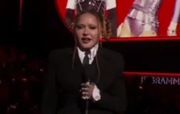 Madonna ed il suo insolito look alla cerimonia dei Grammy