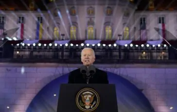 Il presidente americano Joe Biden ha pronunciato un discorso sulla guerra in Ucraina a Varsavia, in Polonia.