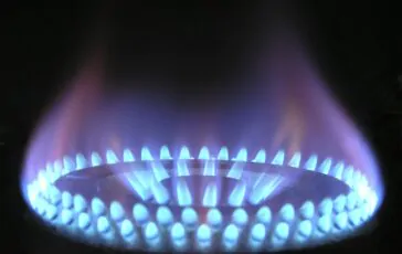 Arera aggiorna i prezzi del gas