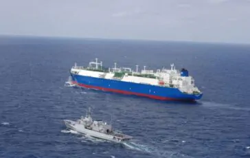nave rigassificatrice