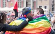 Roccella frena i sindaci sui figli di coppie Lgbt: "C’è una sentenza della Cassazione, la rispettino"