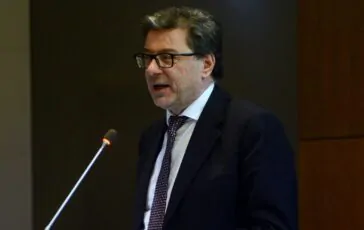 Il titolare dell'Economia Giorgetti