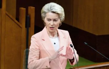 La Presidente della Commissione Ue Ursula von der Leyen