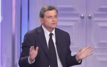 Carlo Calenda parla del Pd a' Porta a Porta'